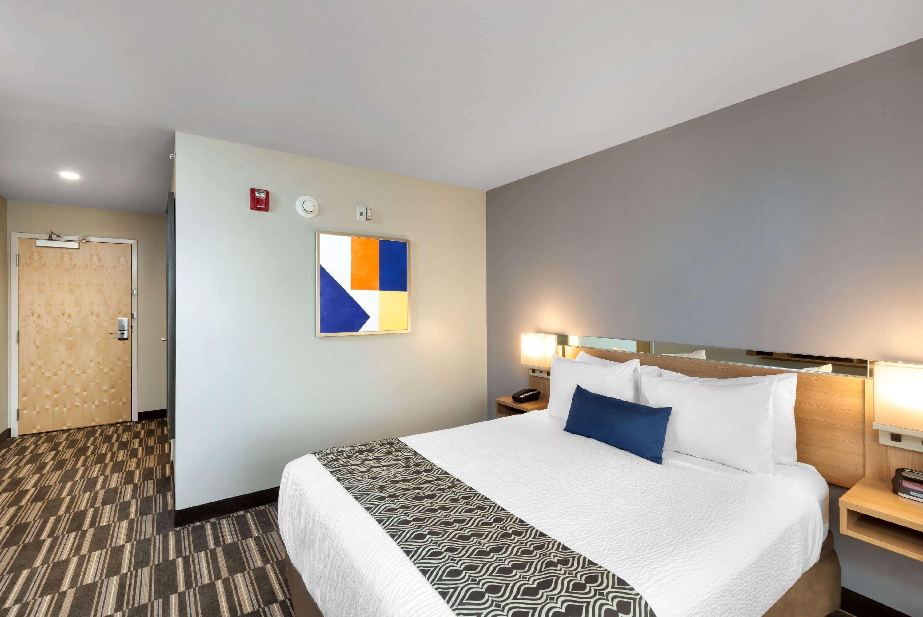 Microtel Inn & Suites By Wyndham Farmington Экстерьер фото