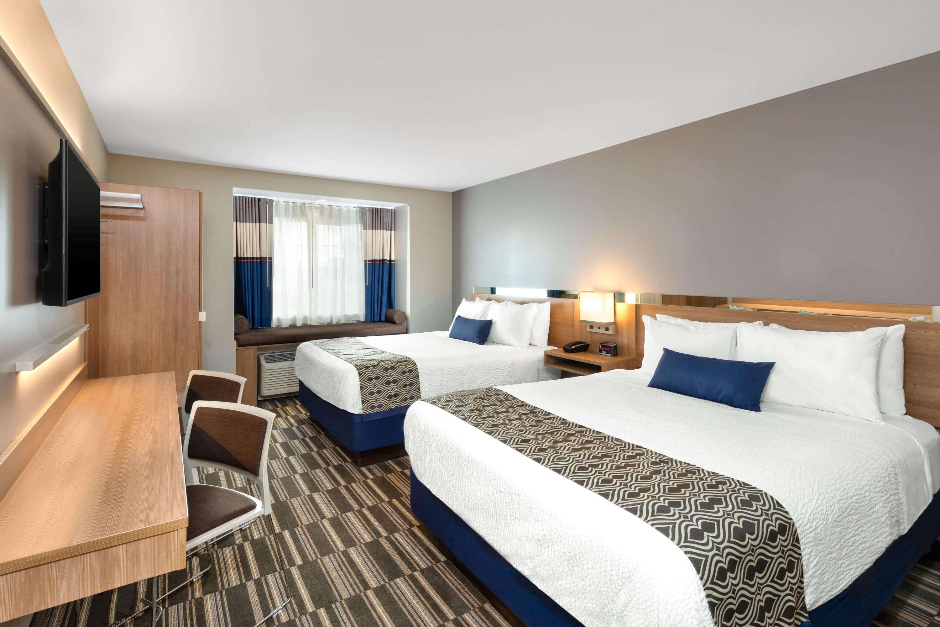 Microtel Inn & Suites By Wyndham Farmington Экстерьер фото