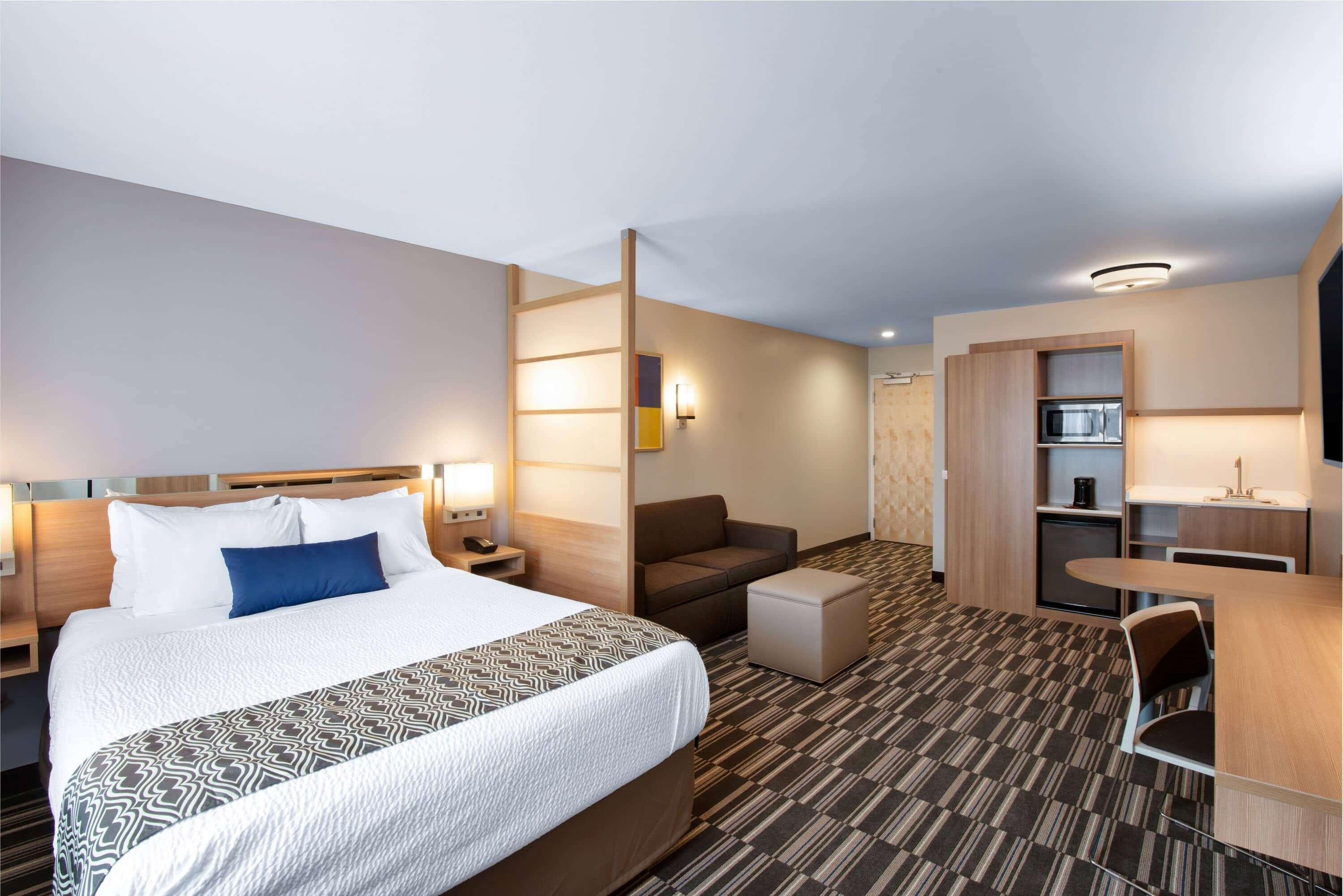Microtel Inn & Suites By Wyndham Farmington Экстерьер фото