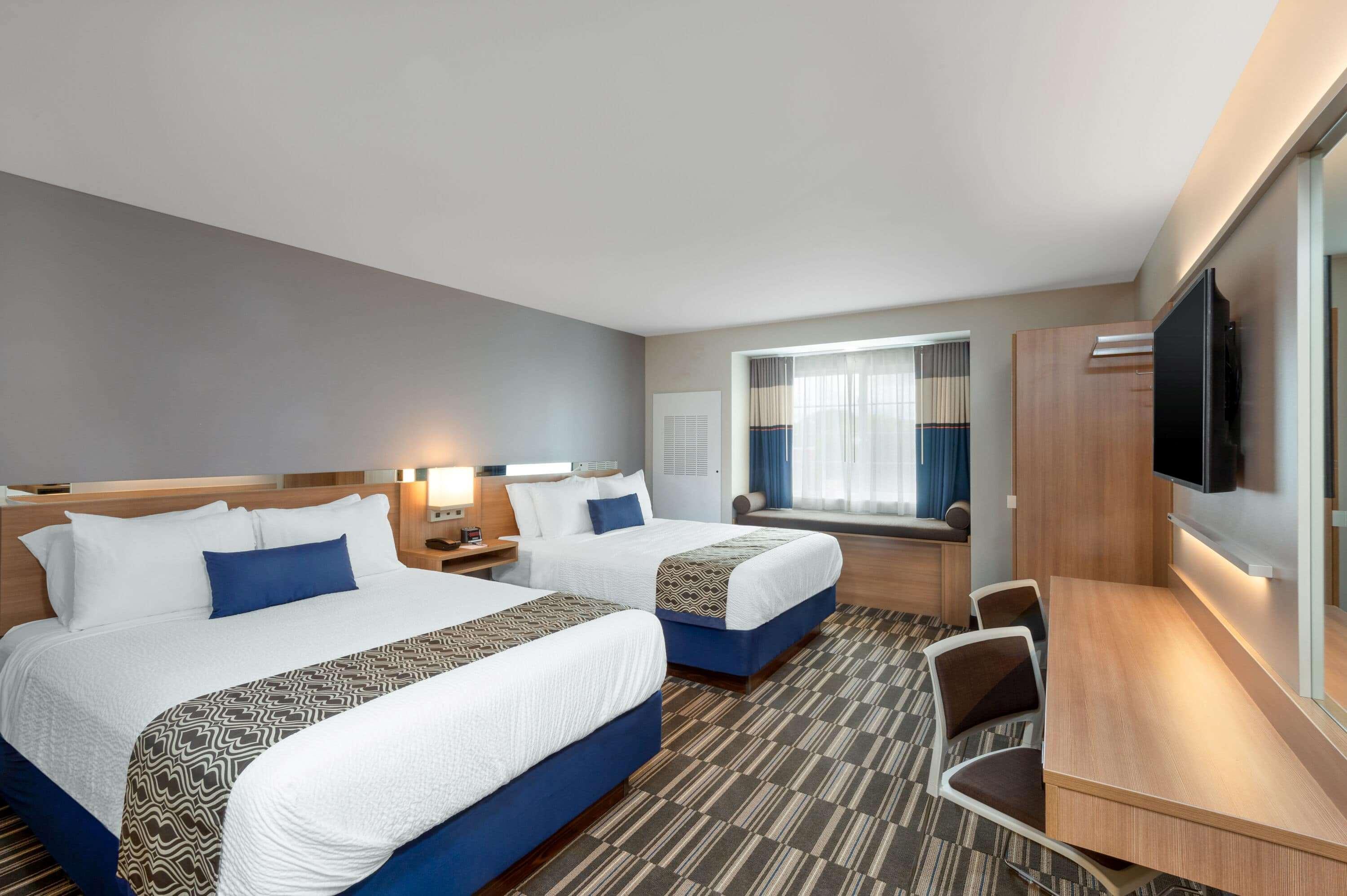 Microtel Inn & Suites By Wyndham Farmington Экстерьер фото