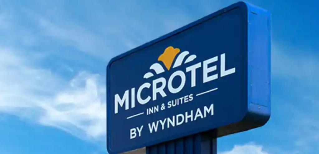 Microtel Inn & Suites By Wyndham Farmington Экстерьер фото