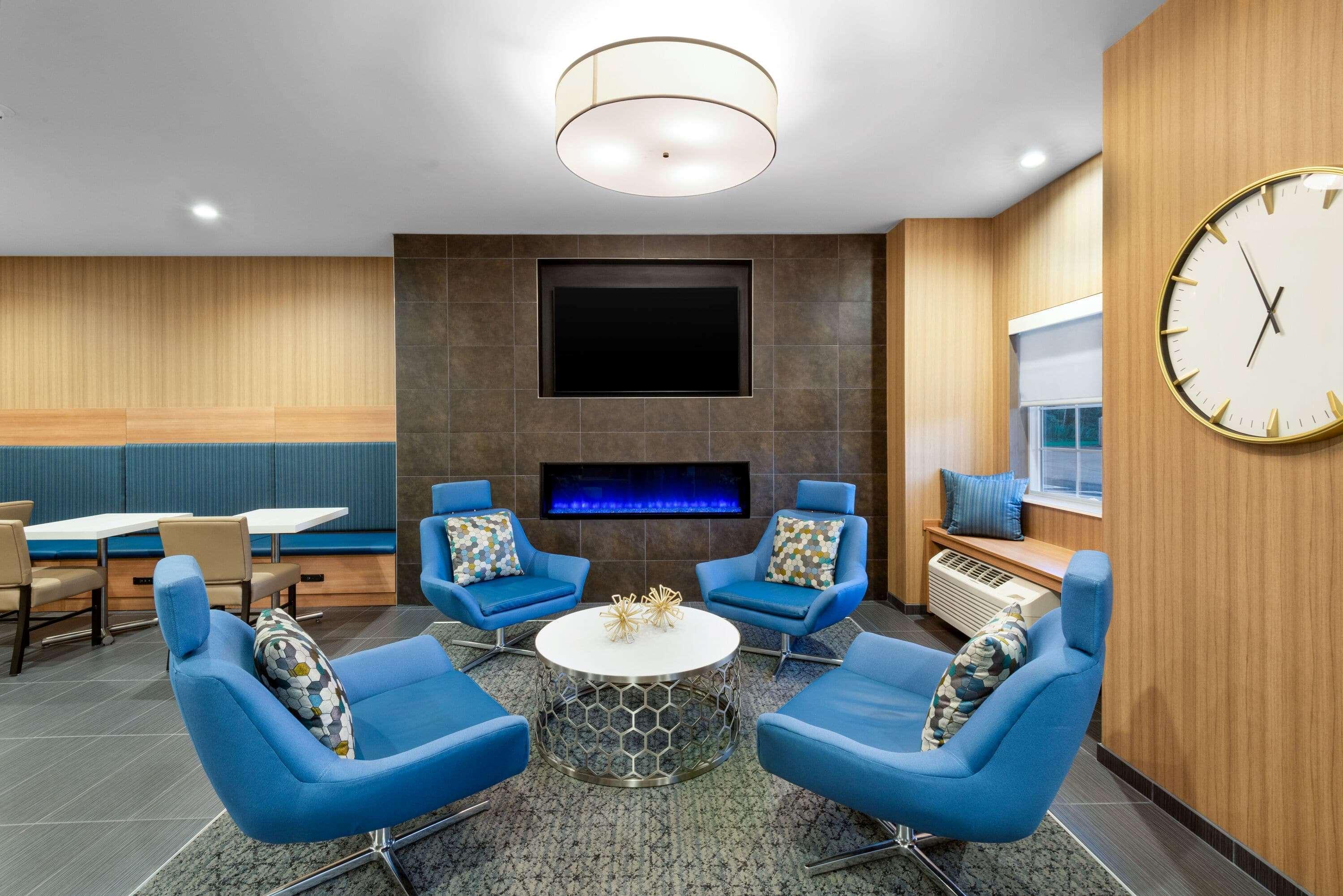 Microtel Inn & Suites By Wyndham Farmington Экстерьер фото