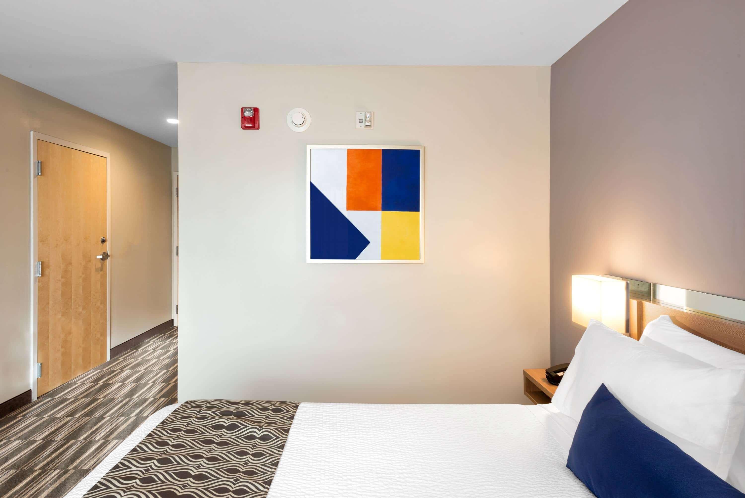 Microtel Inn & Suites By Wyndham Farmington Экстерьер фото