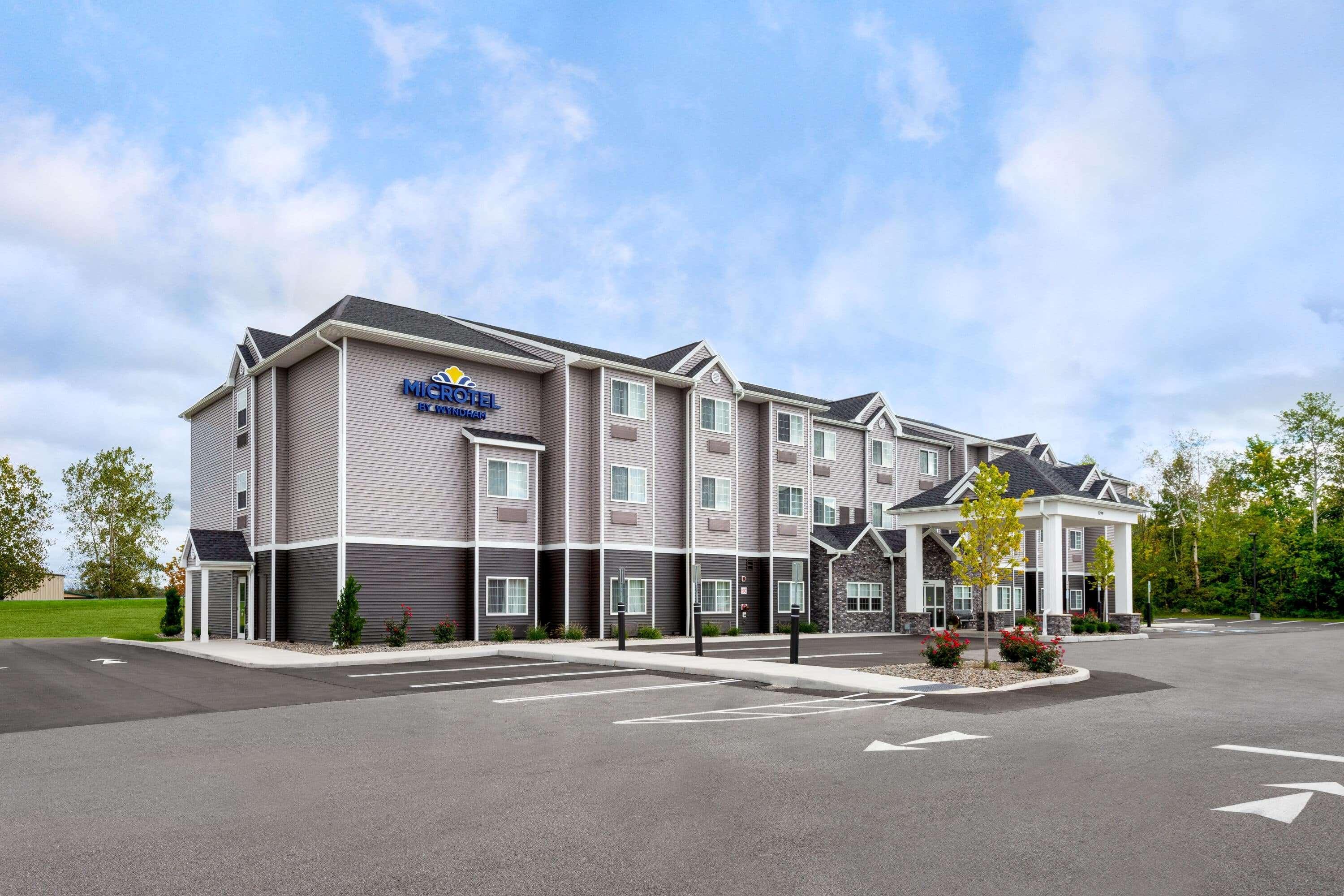 Microtel Inn & Suites By Wyndham Farmington Экстерьер фото